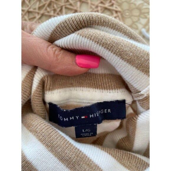 Tommy Hilfiger Turtleneck (Large) - Picture 3 of 3